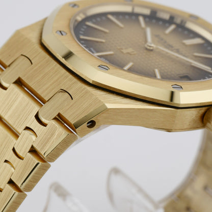 Audemars Piguet Royal Oak ''Jumbo'' Ultra Thin Gelbgold 16202BA.OO.1240BA.02 - 2024