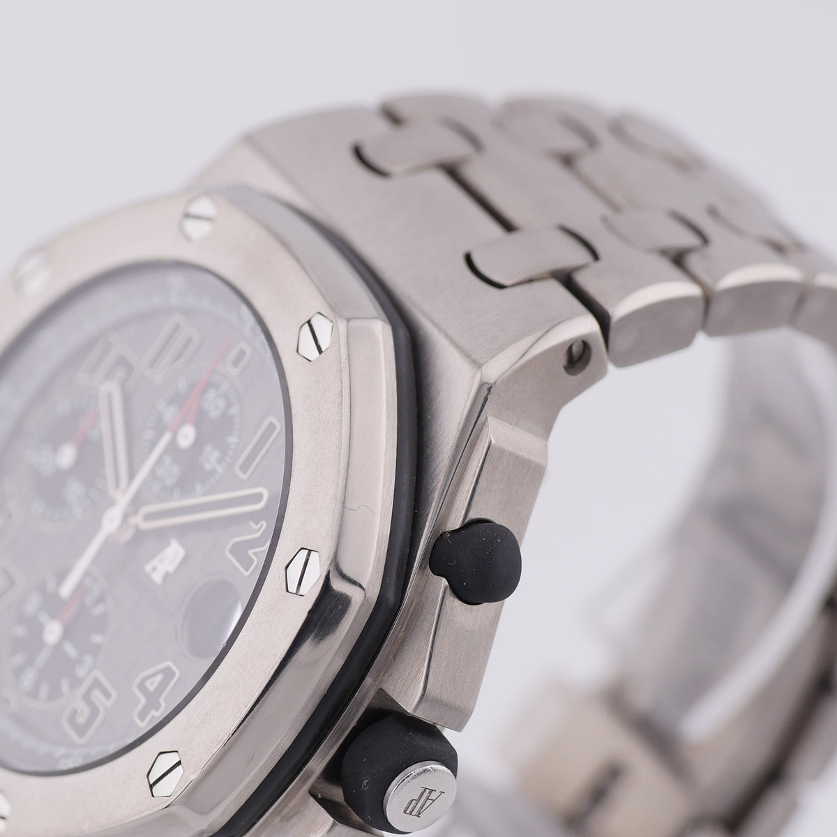 Audemars Piguet Royal Oak Offshore Chronograph Titan 26170TI.OO.1000TI.01 - 2013