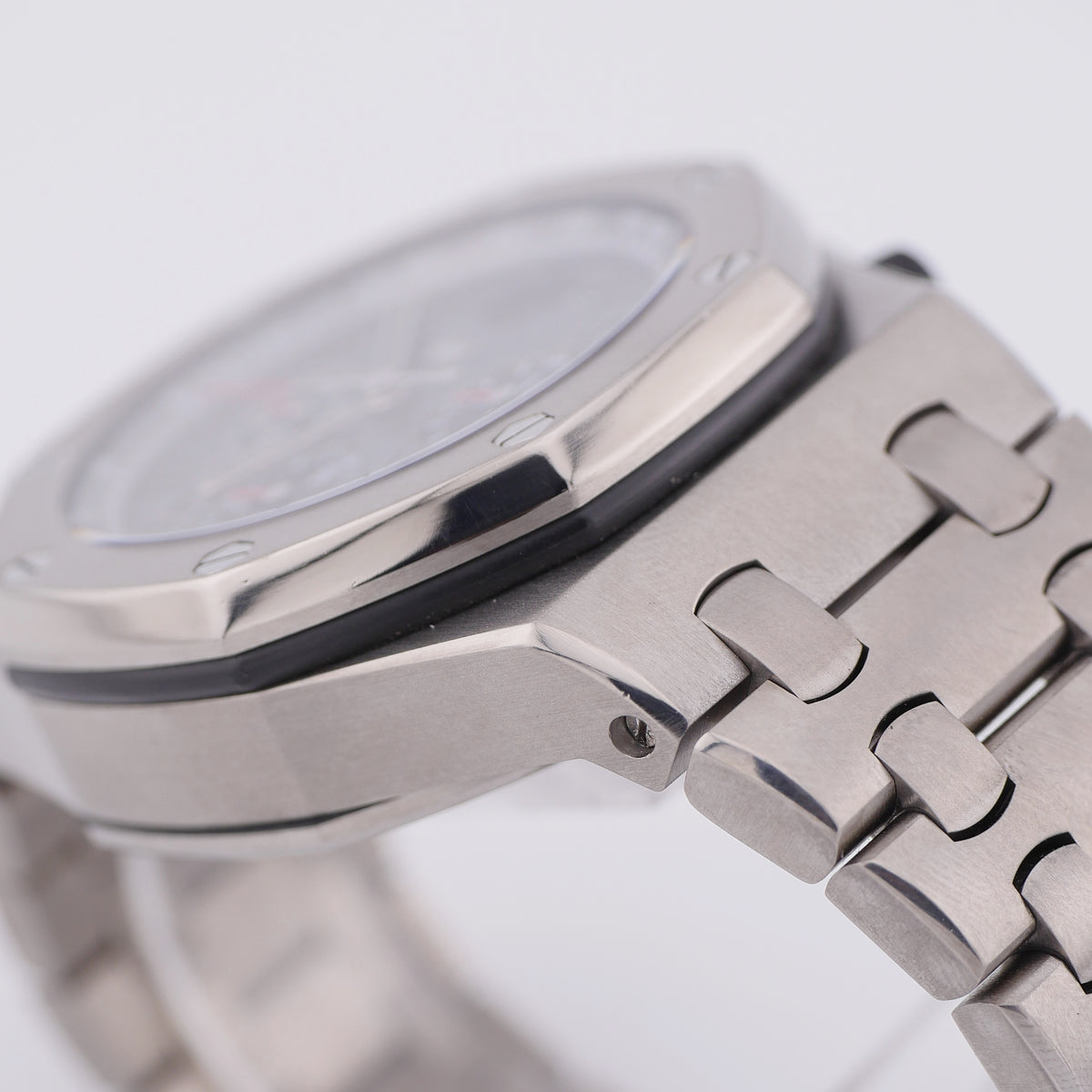 Audemars Piguet Royal Oak Offshore Chronograph Titan 26170TI.OO.1000TI.01 - 2013