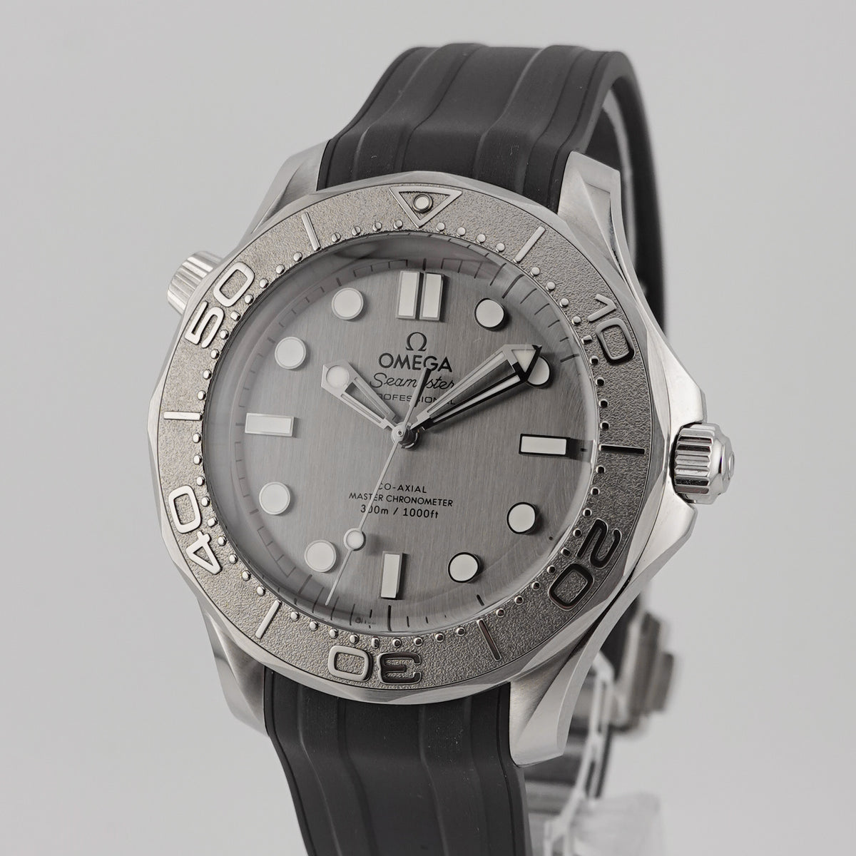 Omega Seamaster Diver 300M Stahl 210.32.42.20.06.002 - 2026