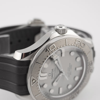 Omega Seamaster Diver 300M Stahl 210.32.42.20.06.002 - 2026